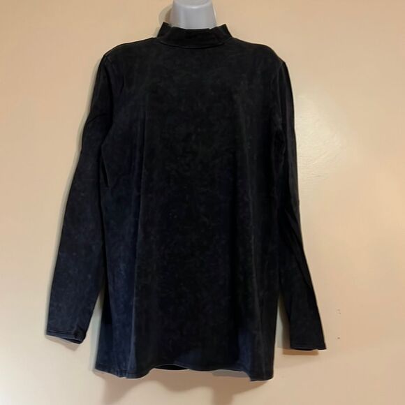 Zenana Outfitters PLUS Gray Black Mineral Wash Long Sleeve Top Sz 2X - Picture 2 of 3